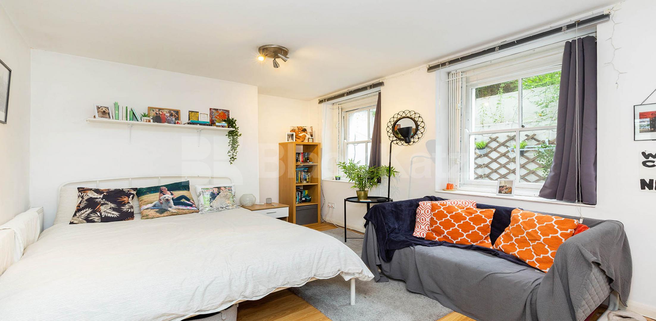 Spacious studio set in an amazing location  Crowndale Road, Camden